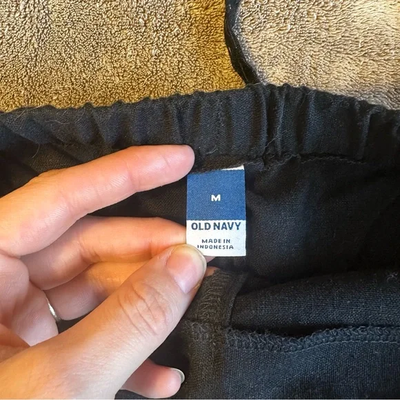 Black Old Navy Skort - Medium - Picture 3 of 4